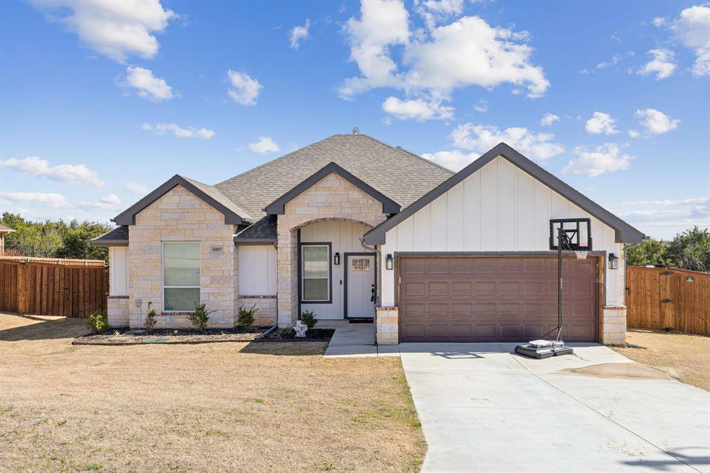 Granbury, TX 76048,5007 Moss Rock Trail