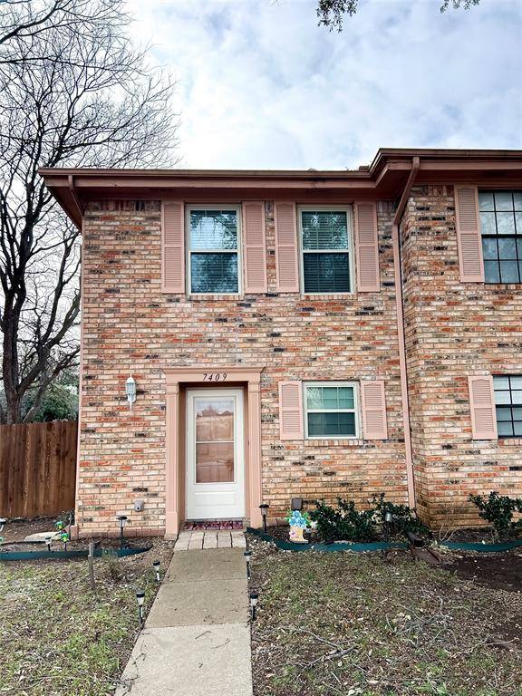 Fort Worth, TX 76133,7409 Kingswood Drive