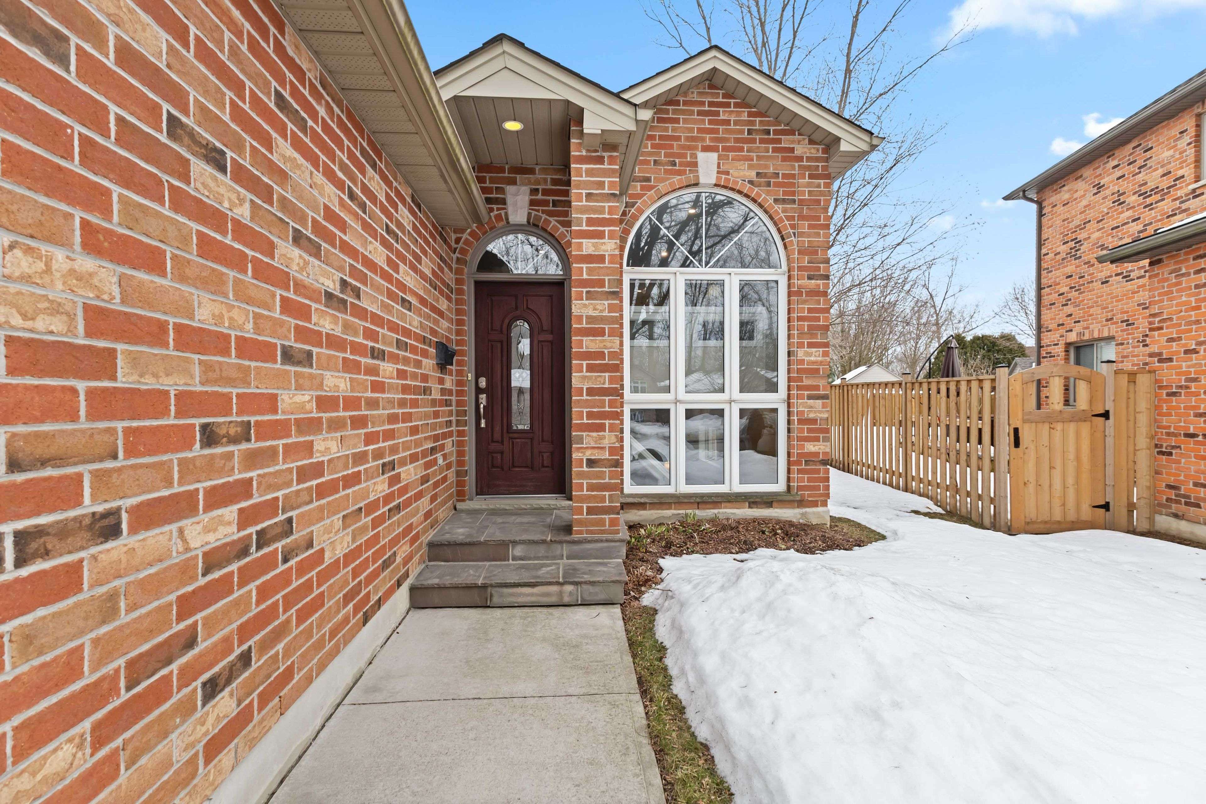 London, ON N6H 3C5,611 Inverness AVE