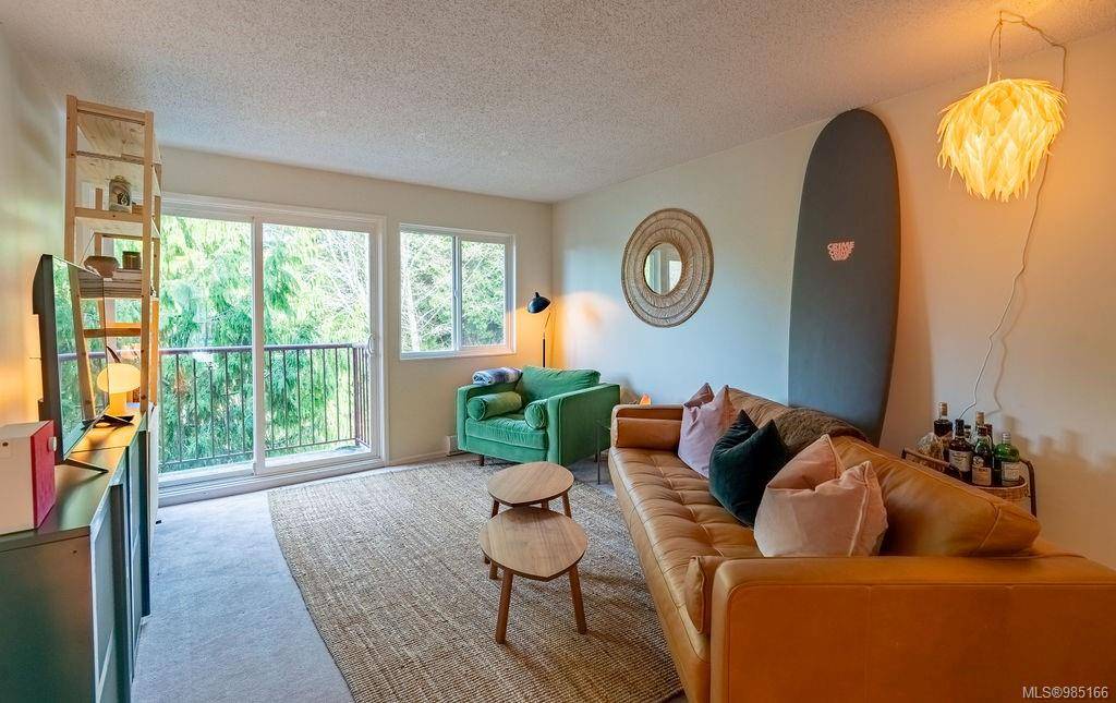 Ucluelet, BC V0R 3A0,250 Hemlock St #402