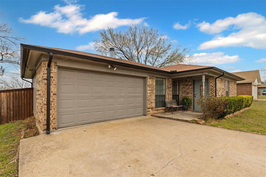 Arlington, TX 76017,5805 Twin Willows Drive