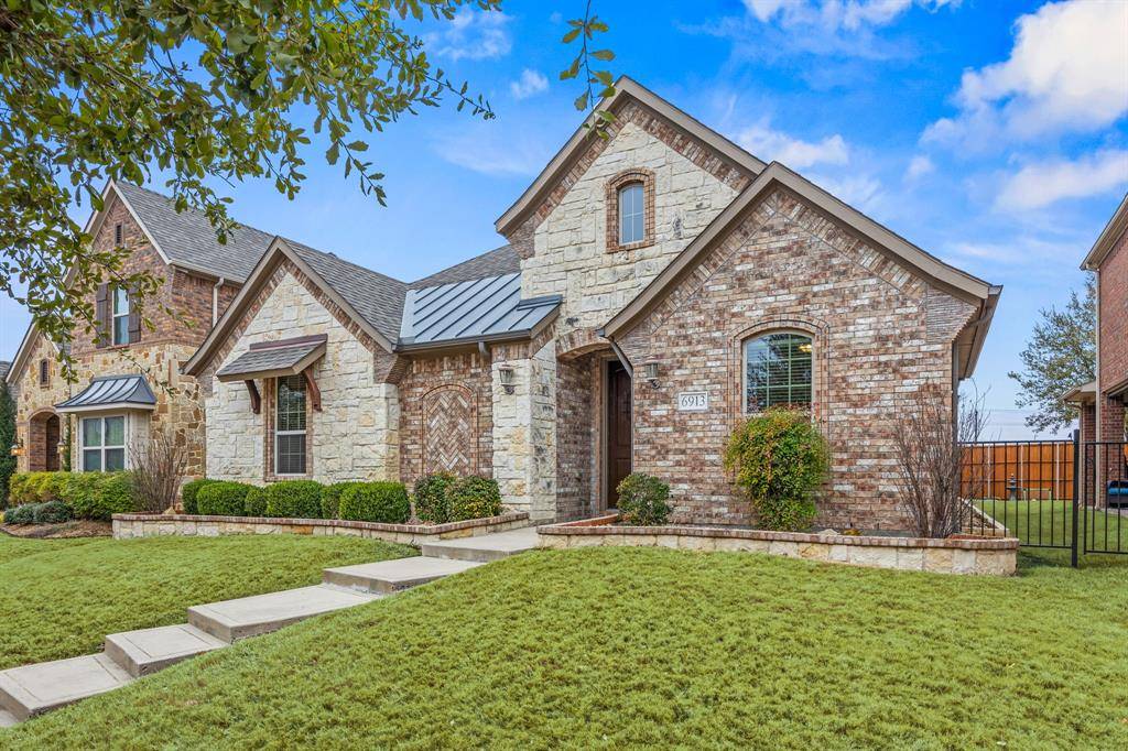 North Richland Hills, TX 76182,6913 Bobwhite Drive