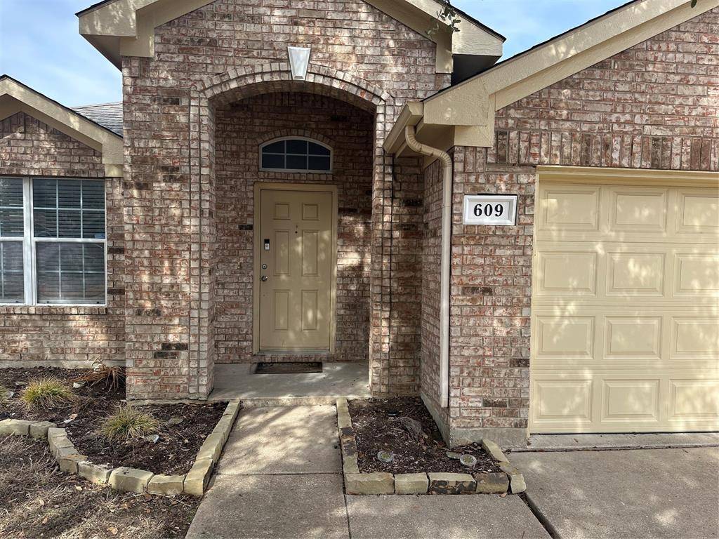 Arlington, TX 76002,609 Soledad Street