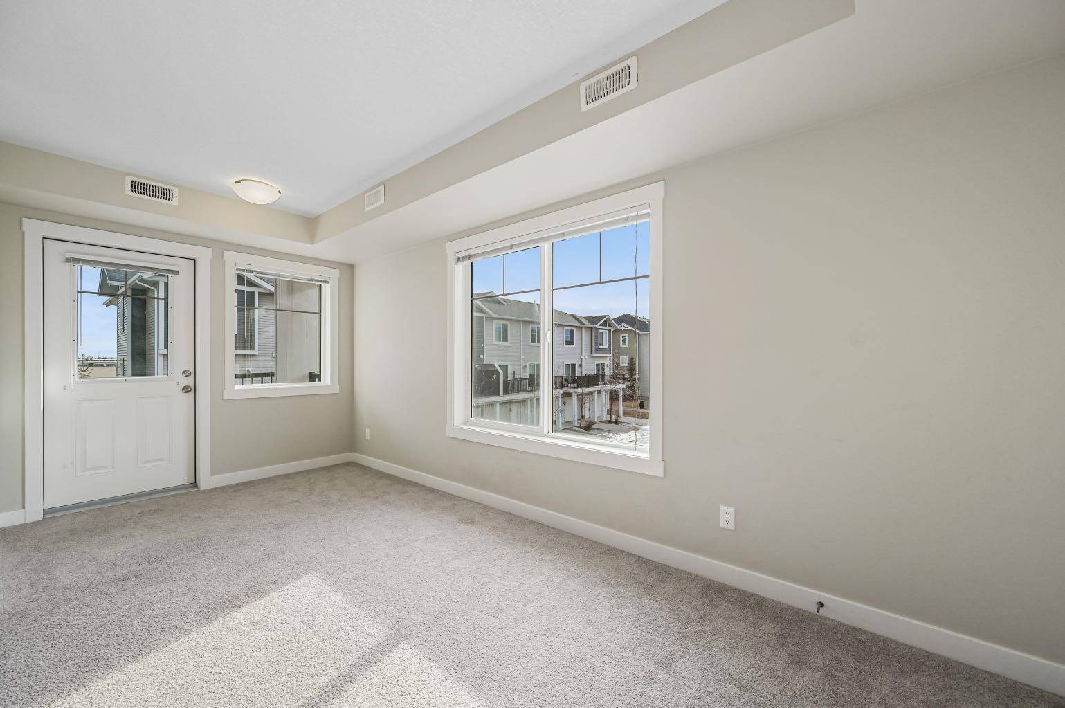 Chestermere, AB T1X 0P6,300 Marina Drive #196