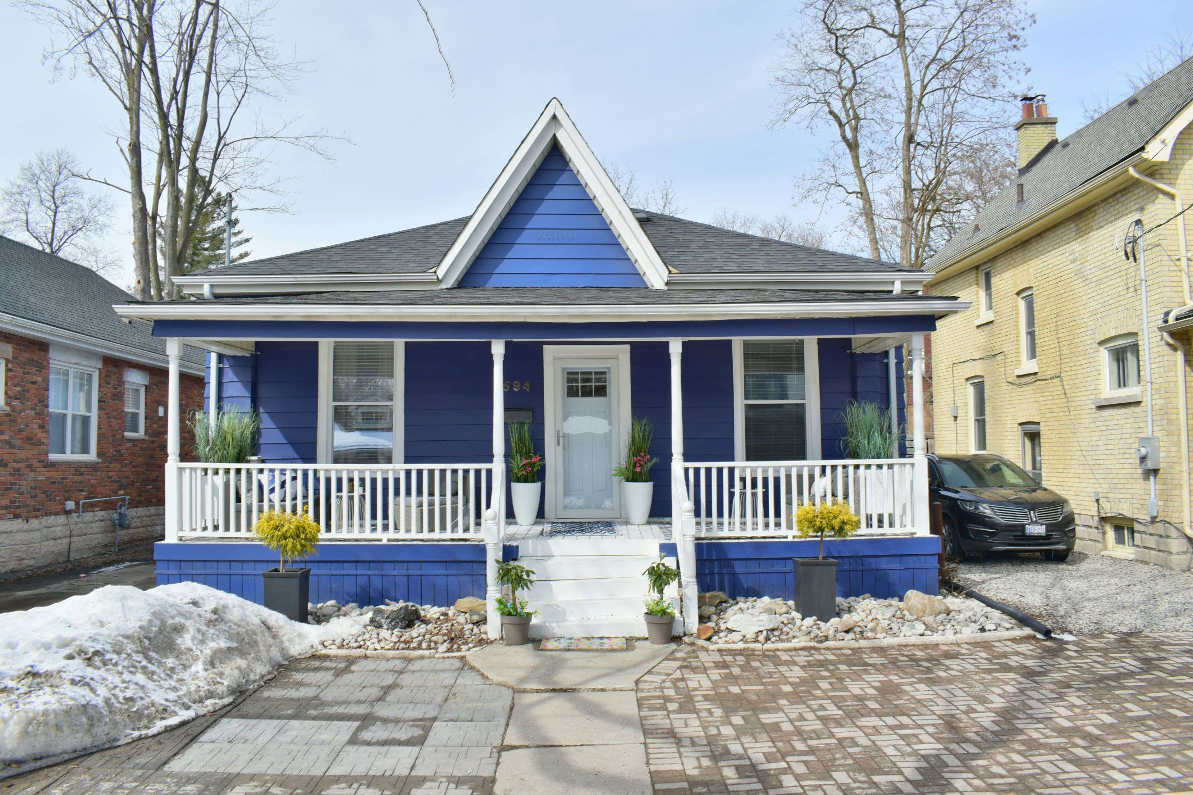 London, ON N6B 2C6,594 Rosedale AVE