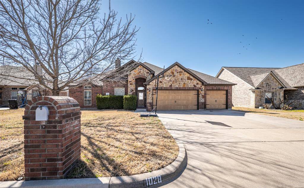 Stephenville, TX 76401,1028 Elk Ridge Drive