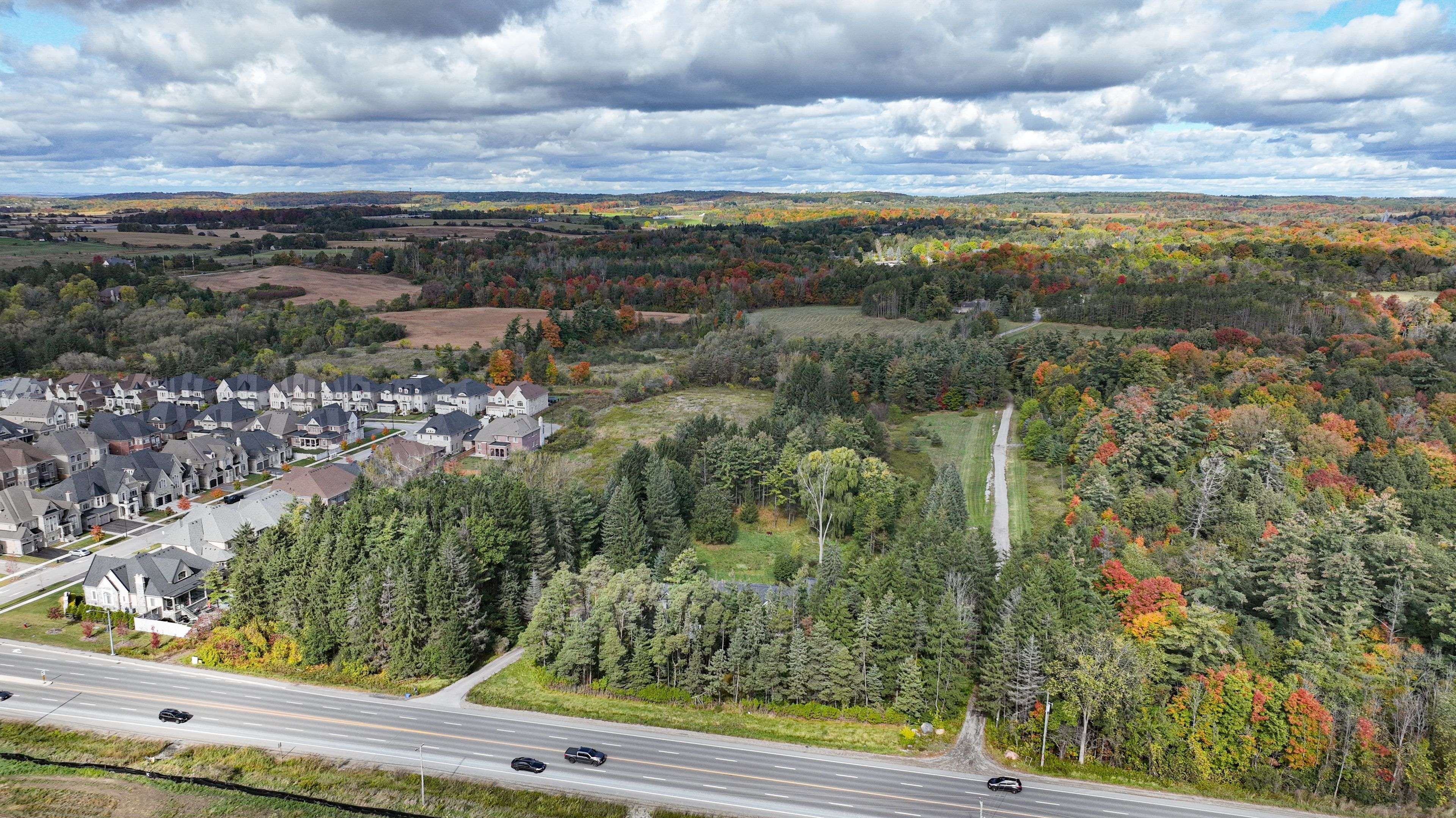 King, ON L7B 1E4,2720 King RD