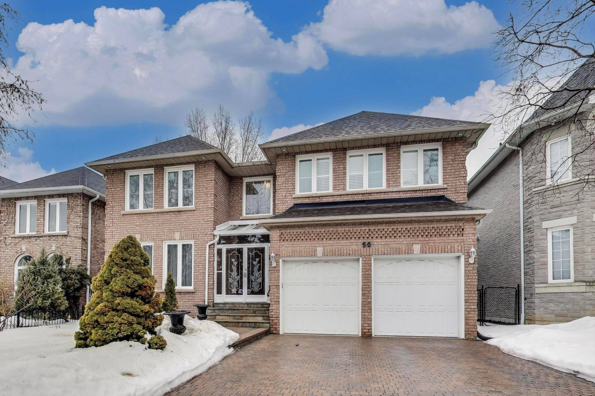 Vaughan, ON L4J 3N4,50 King High DR