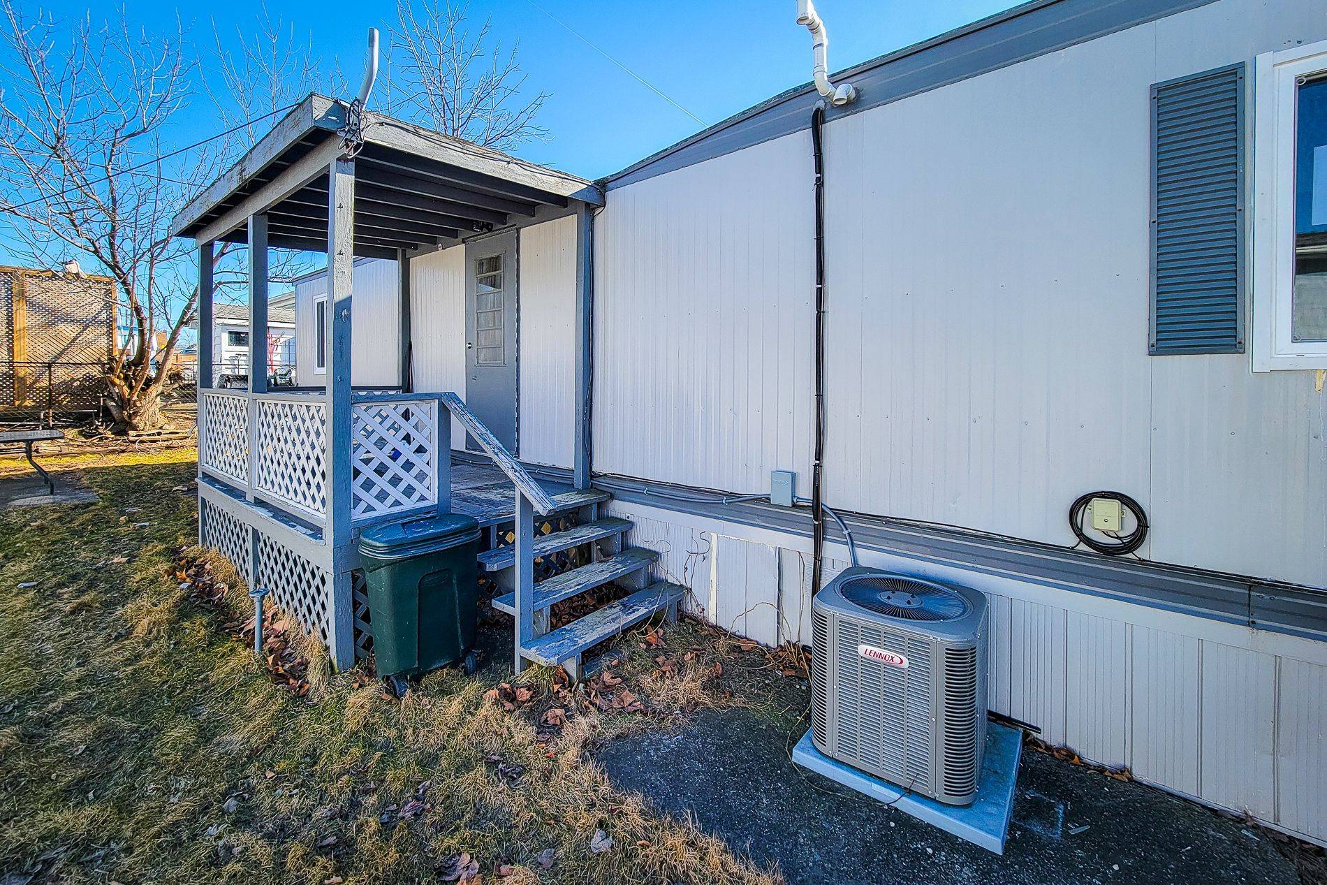 241 St. Paul ST W #304, St. Catharines, ON L2S 2E5