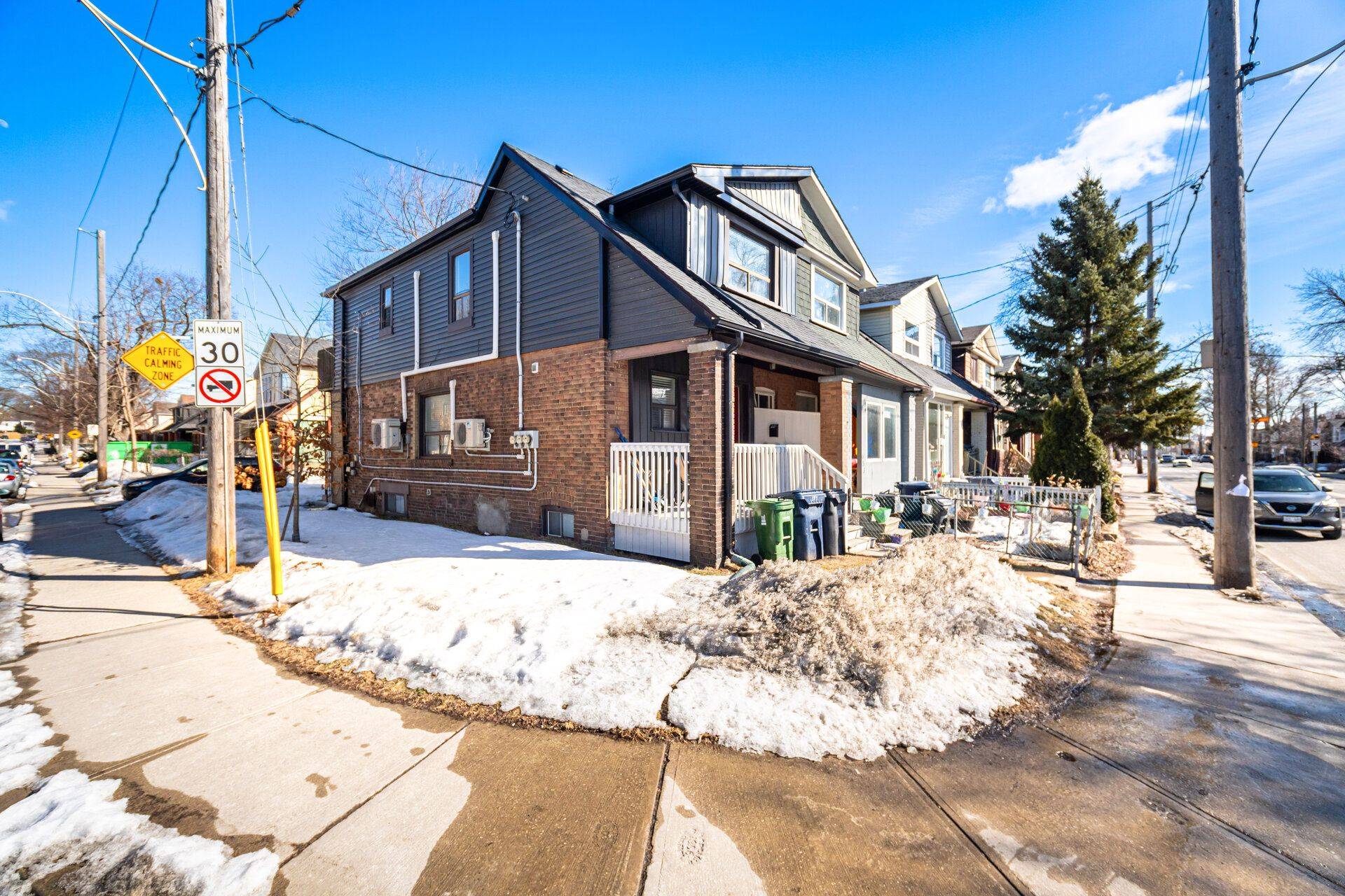 Toronto E02, ON M4C 3B8,655 Coxwell AVE #Upper