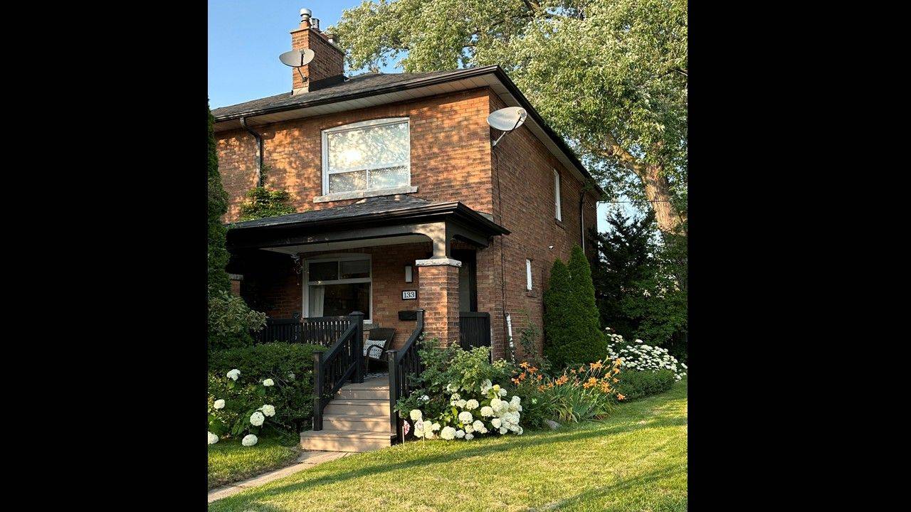 Toronto E03, ON M4J 3B7,133 Woodycrest AVE