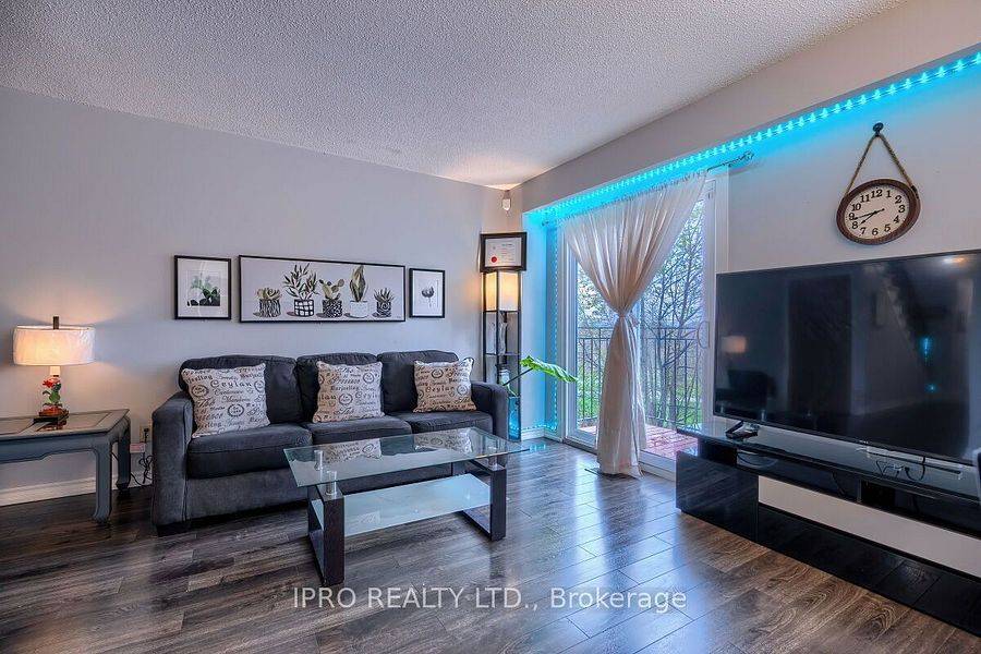 Brampton, ON L6V 3M5,42 Dawson CRES