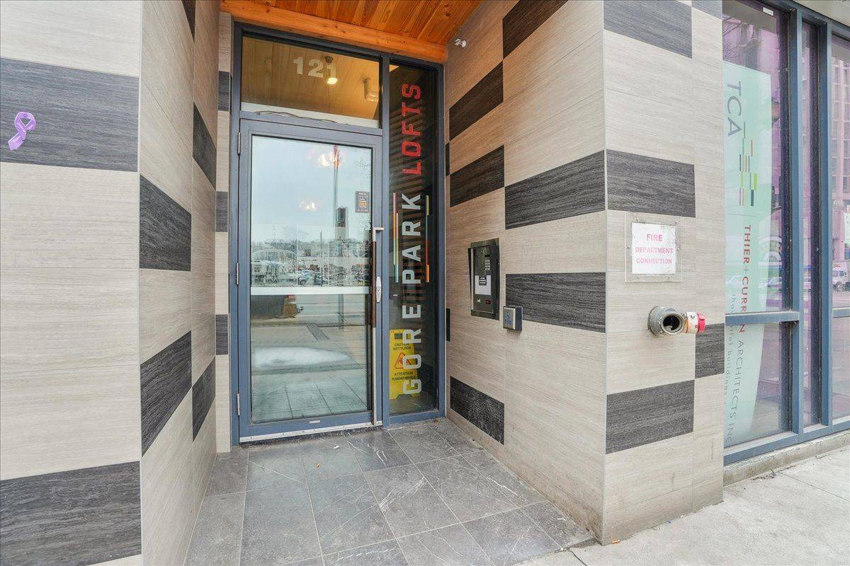 Hamilton, ON L8N 1A9,121 King ST E #105