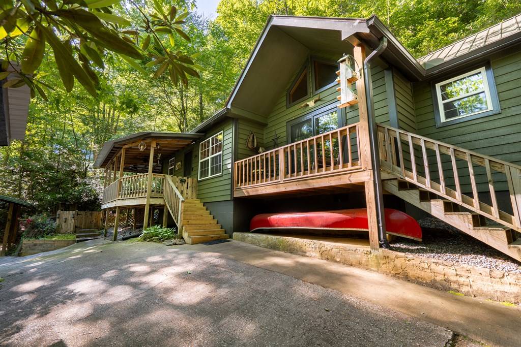 Hiawassee, GA 30546,1180 Ruby Lake Drive