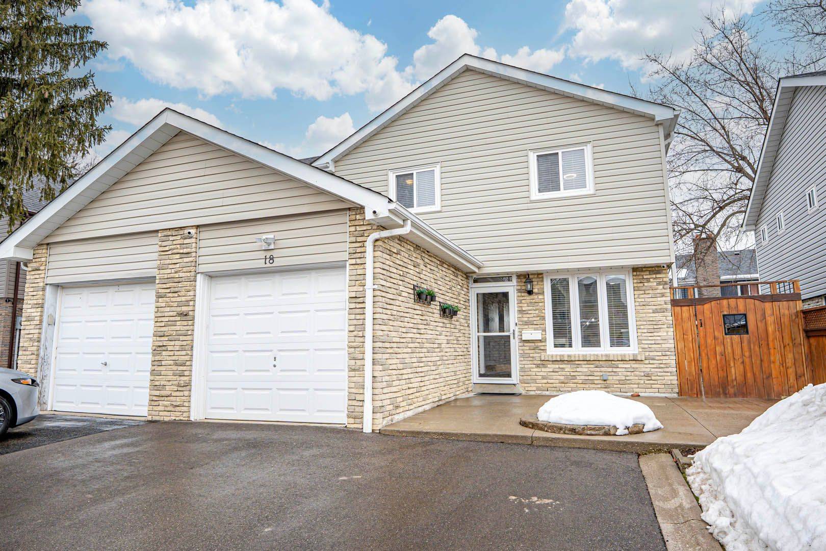 Brampton, ON L6Z 1B9,18 Nottawasaga CRES