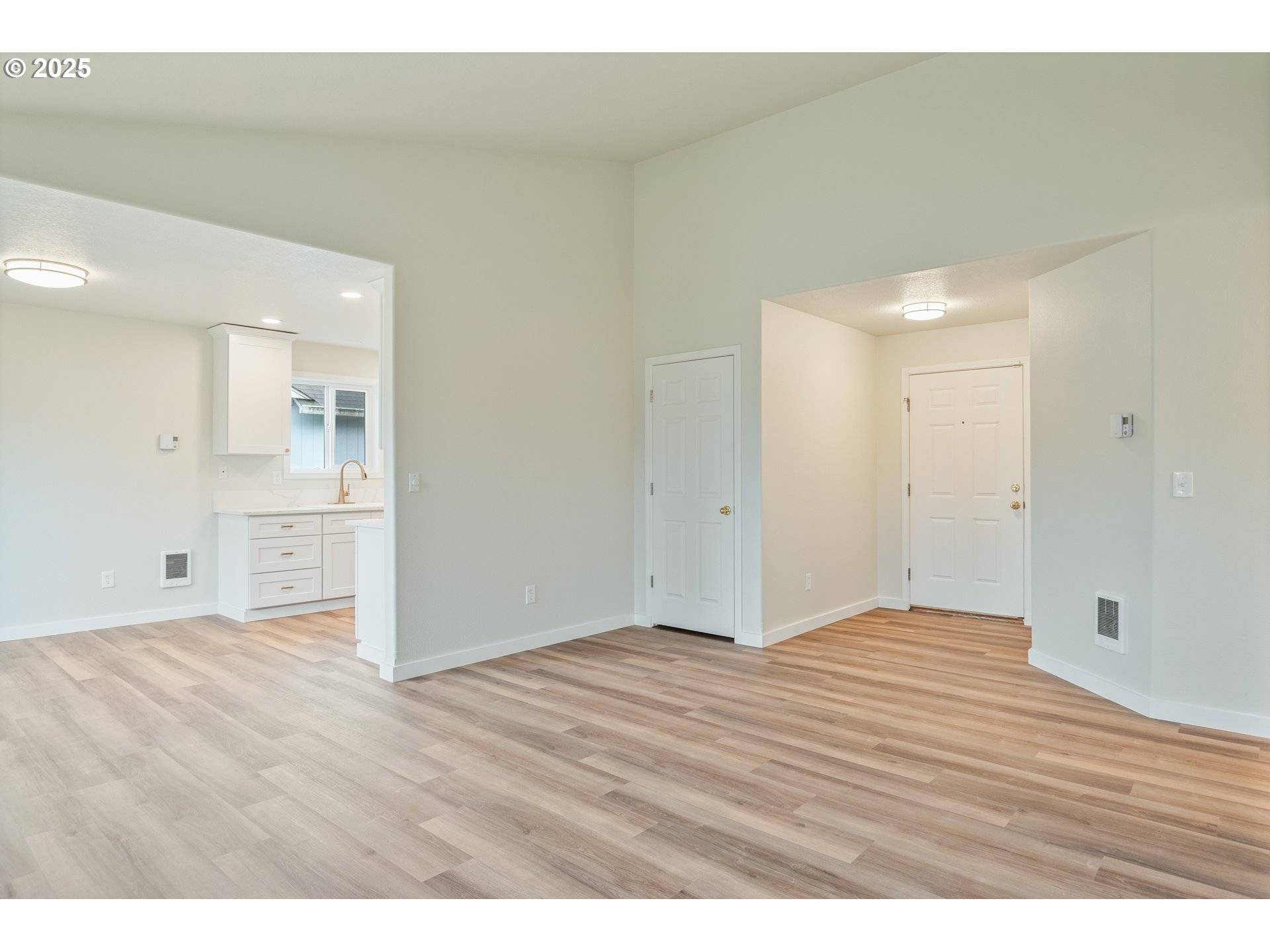 Kelso, WA 98626,148 BALBOA LOOP
