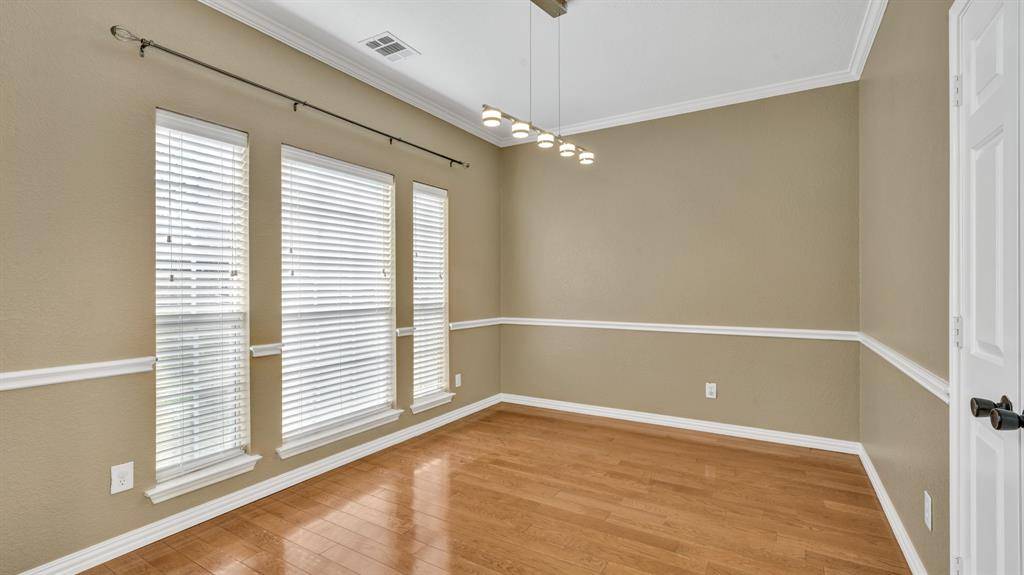 Lewisville, TX 75067,931 Royal Oaks Drive