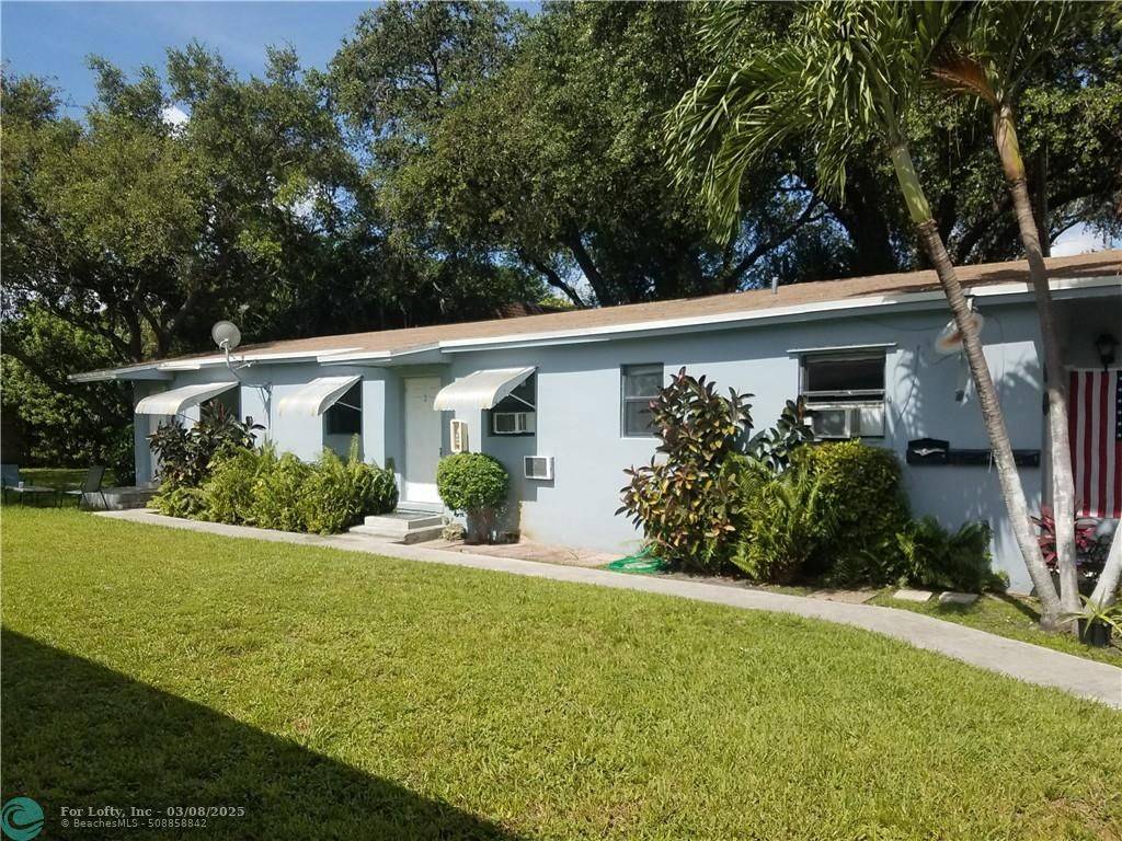 Hollywood, FL 33020,2318 Van Buren St  #1