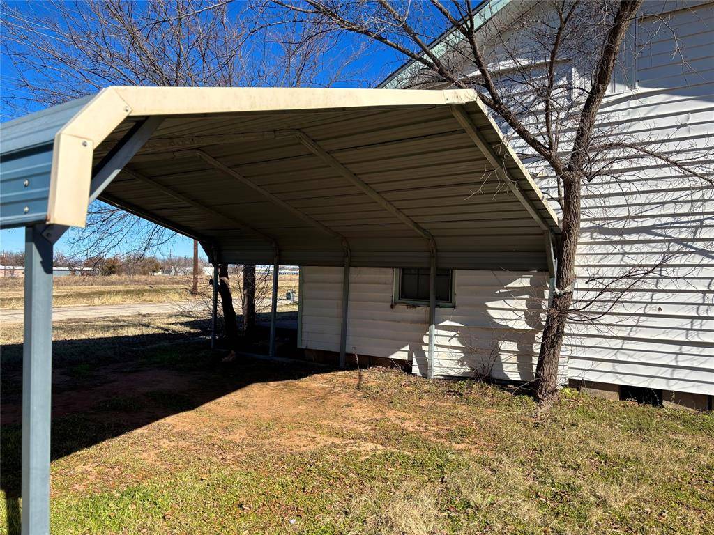 Wichita Falls, TX 76301,1107 Rowland Road