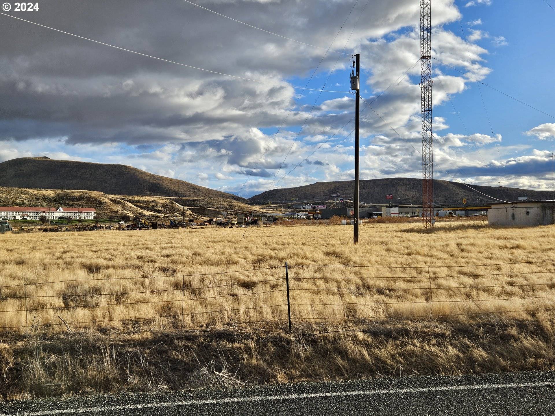 Baker City, OR 97814,41982 BEST FRONTAGE RD