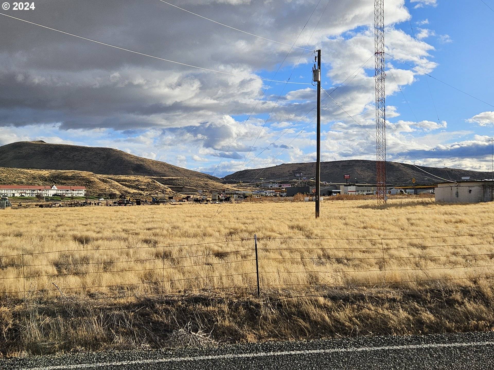 Baker City, OR 97814,41982 BEST FRONTAGE RD