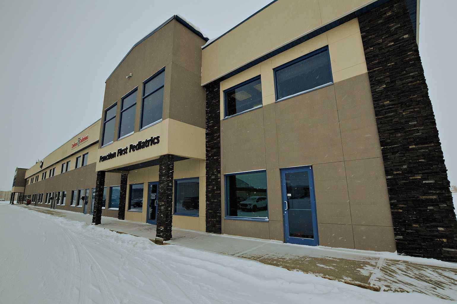 Grande Prairie, AB T8V8H7,8715 109 ST #101