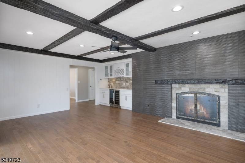 Harding Twp., NJ 07960,110 Colonial Dr