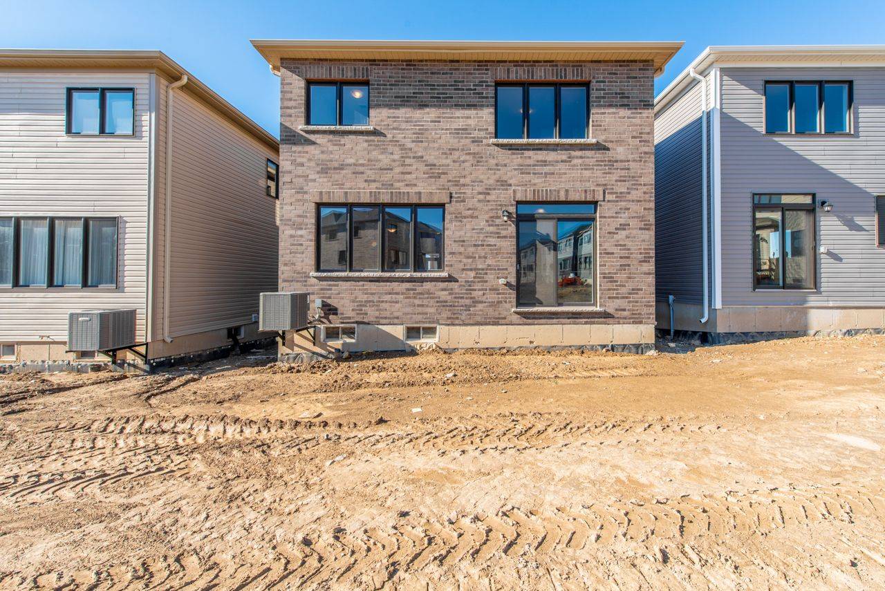 Haldimand, ON N3W 0H5,184 Lilac CIR