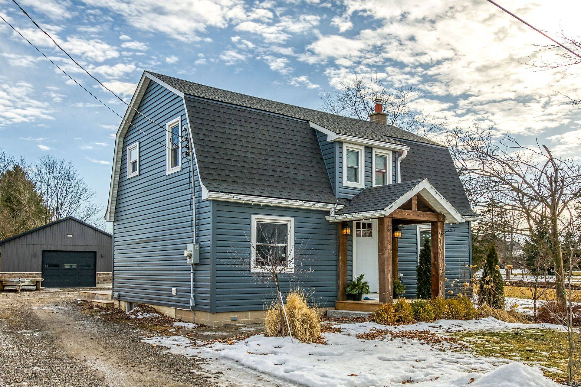 West Lincoln, ON L0R 2J0,5324 Canborough RD