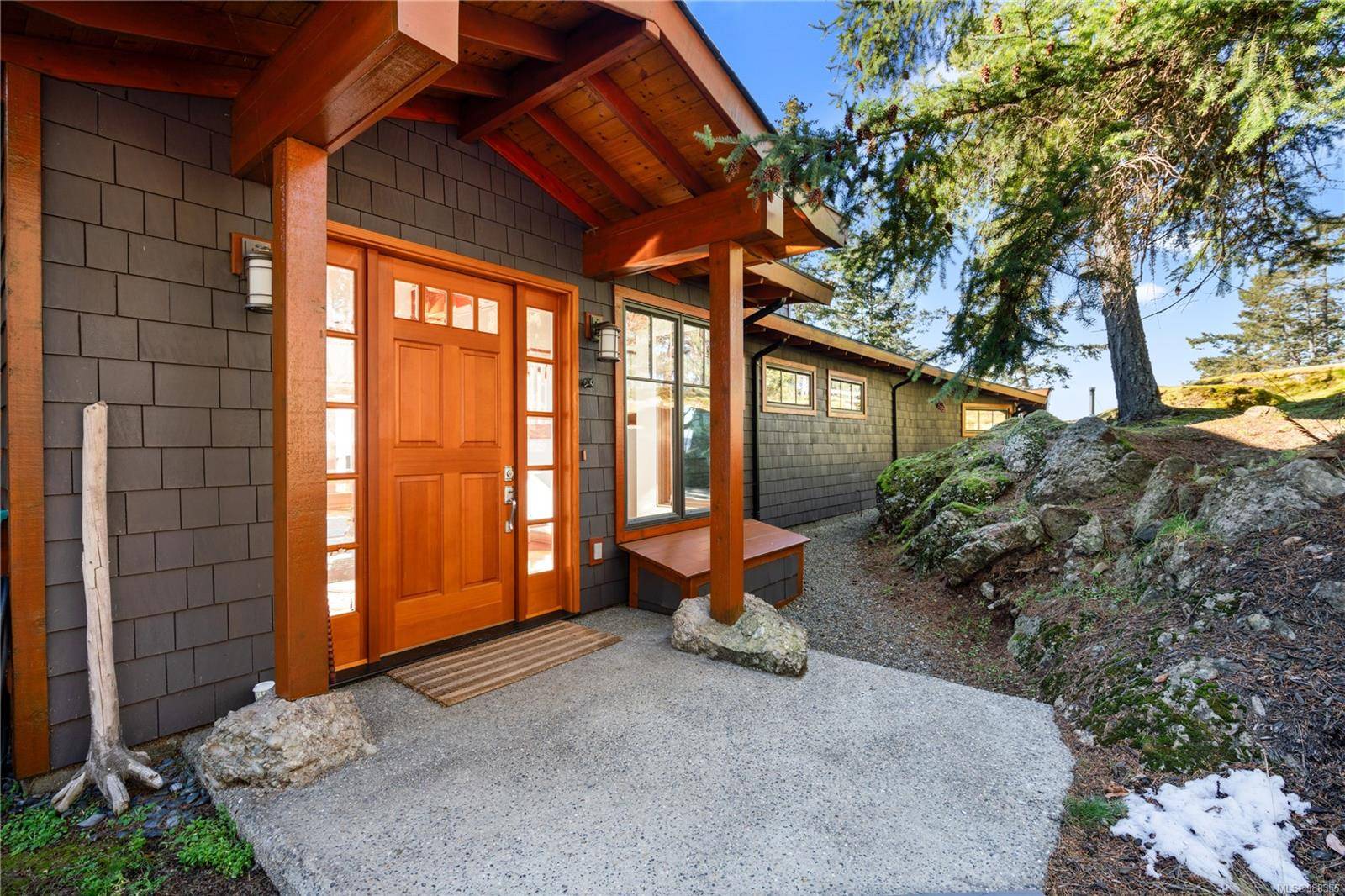 Pender Island, BC V0N 2M2,37173 Schooner Way