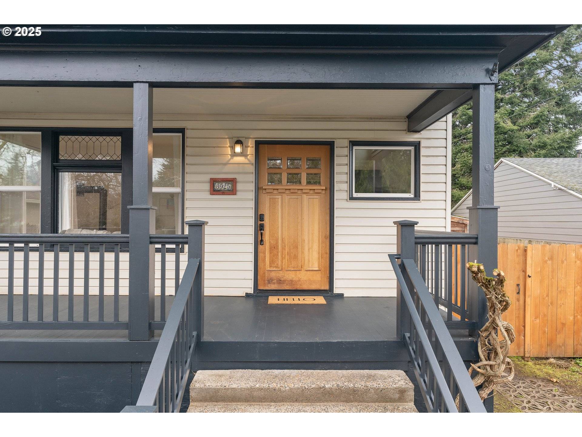 Portland, OR 97203,8925 N HODGE AVE