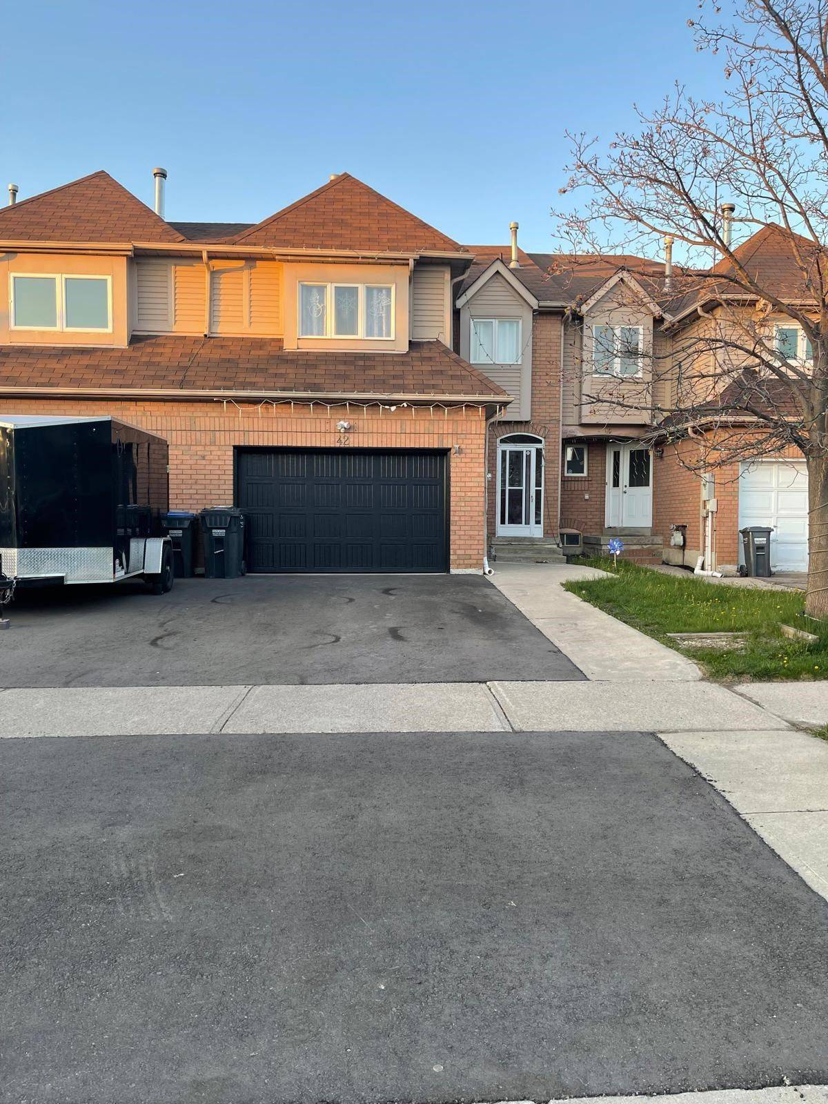 Brampton, ON L6Y 4J5,42 Wooliston CRES