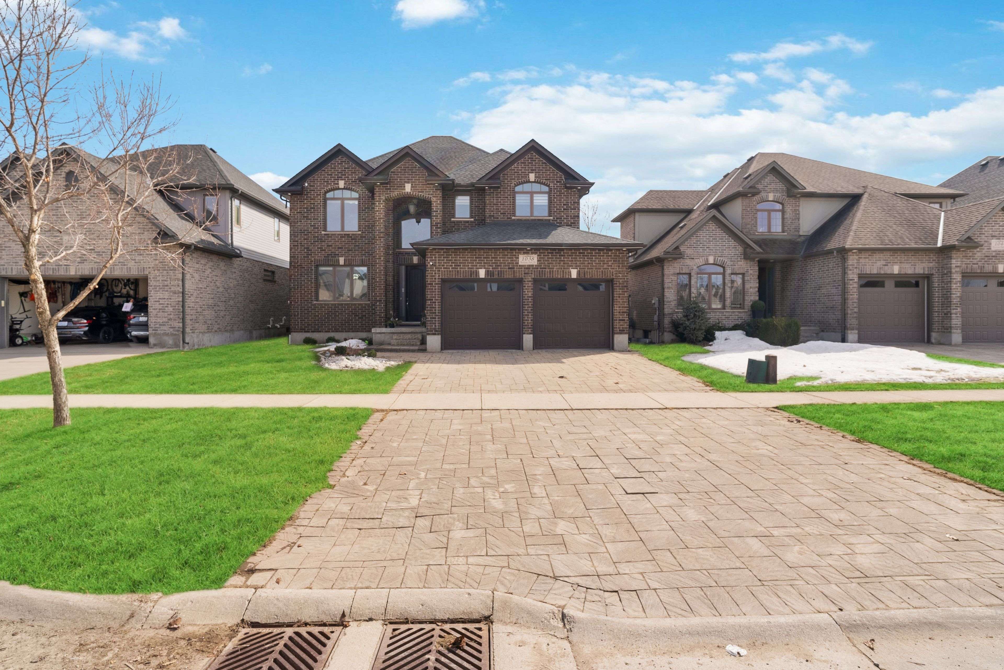 London North, ON N6G 0E4,1038 Medway Park DR N
