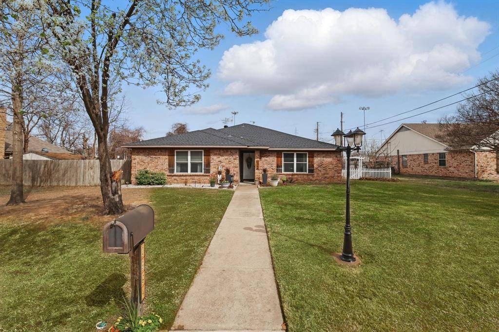 Grapevine, TX 76051,2364 Mockingbird Drive