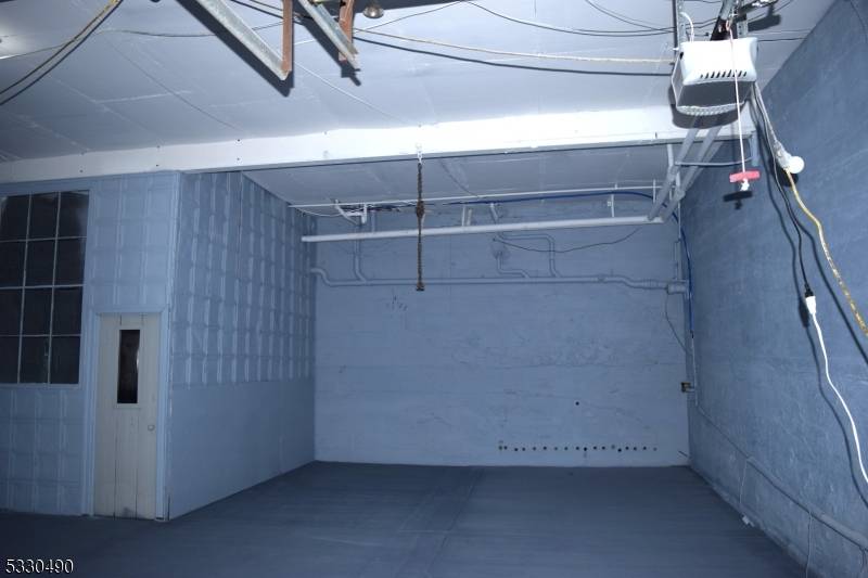 Rockaway Boro, NJ 07866,5 Pleasant Pl Garages