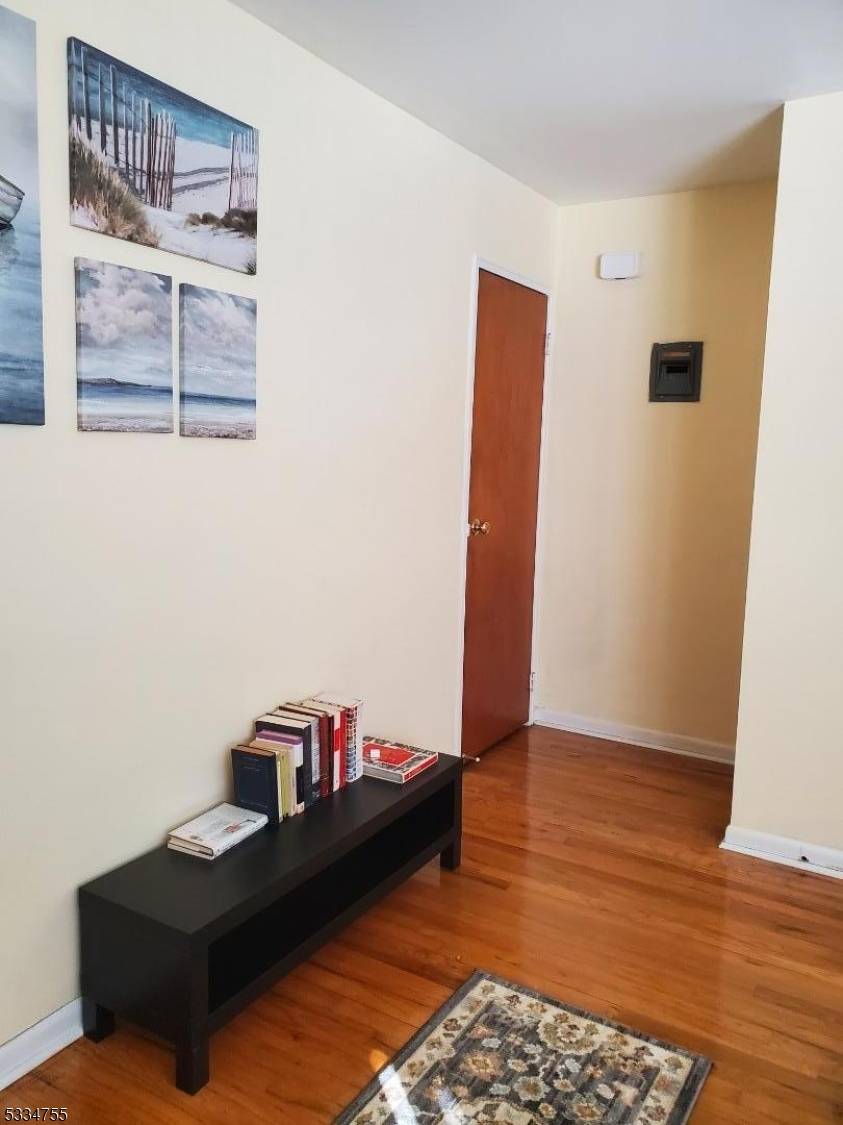 Little Falls Twp., NJ 07424,7 Colonial Dr #E