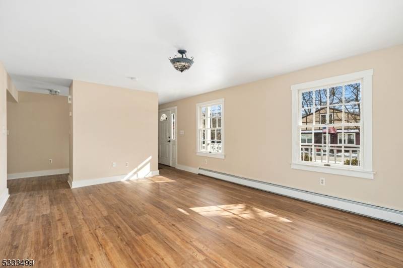Jefferson Twp., NJ 07438,15 Lenape Trl
