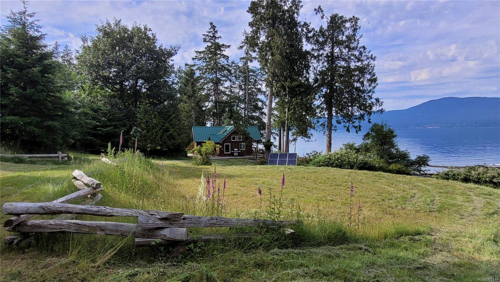 Lasqueti Island, BC V0R 2J0,15 SPRING BAY Rd
