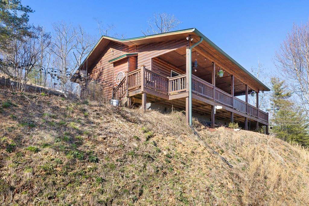 Hayesville, NC 28904,191 Fox Springs Trail