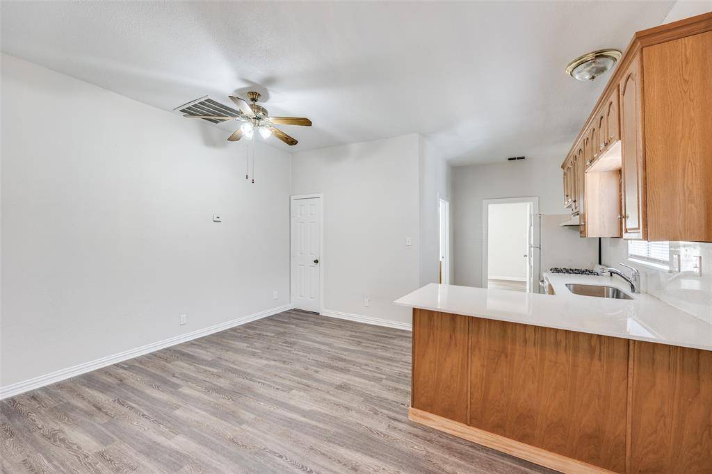 Dallas, TX 75214,5414 East Side Avenue #Right