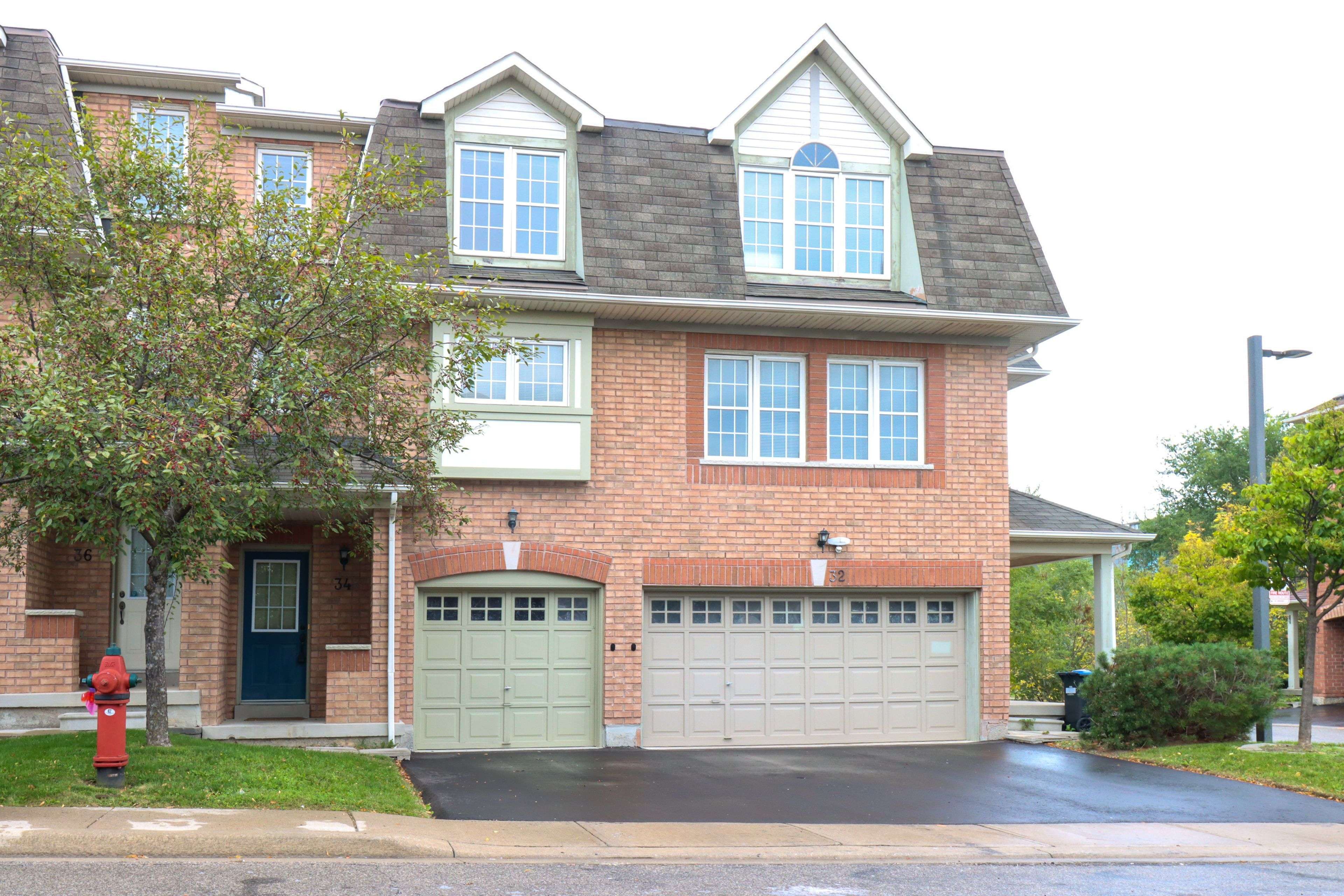 Mississauga, ON L5B 1J3,3045 Breakwater CT #34