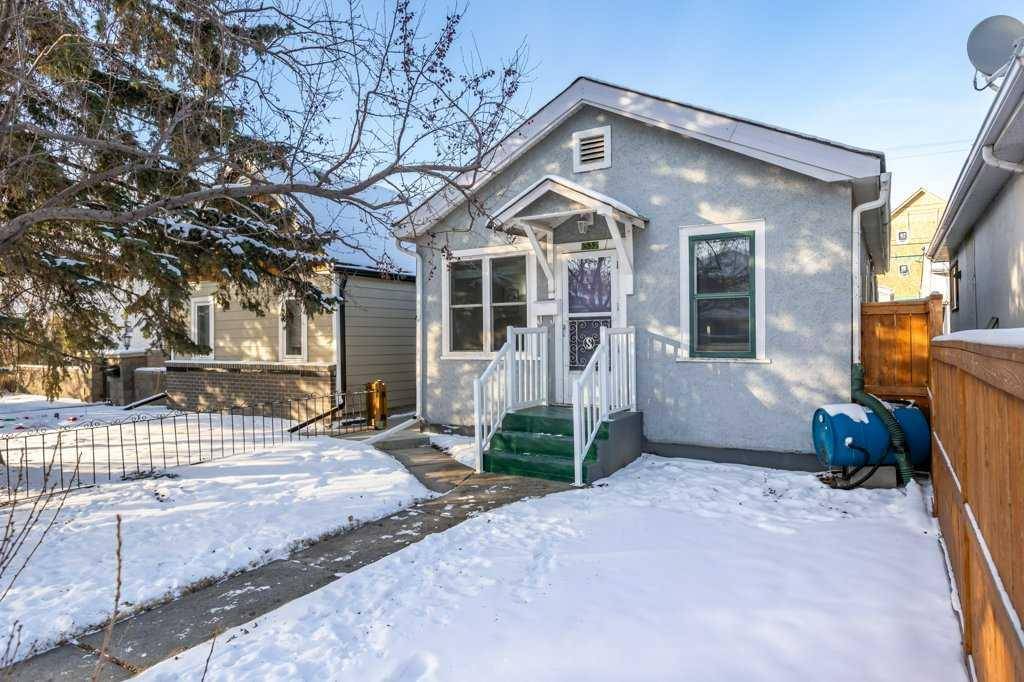 Calgary, AB T2M 1A8,1532 19 AVE Northwest