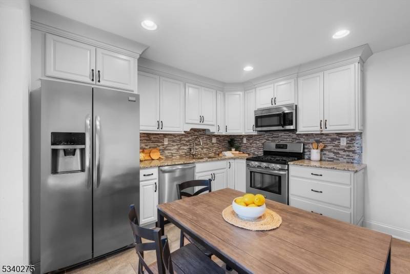 Wanaque Boro, NJ 07465,10G Brookside Hts #G