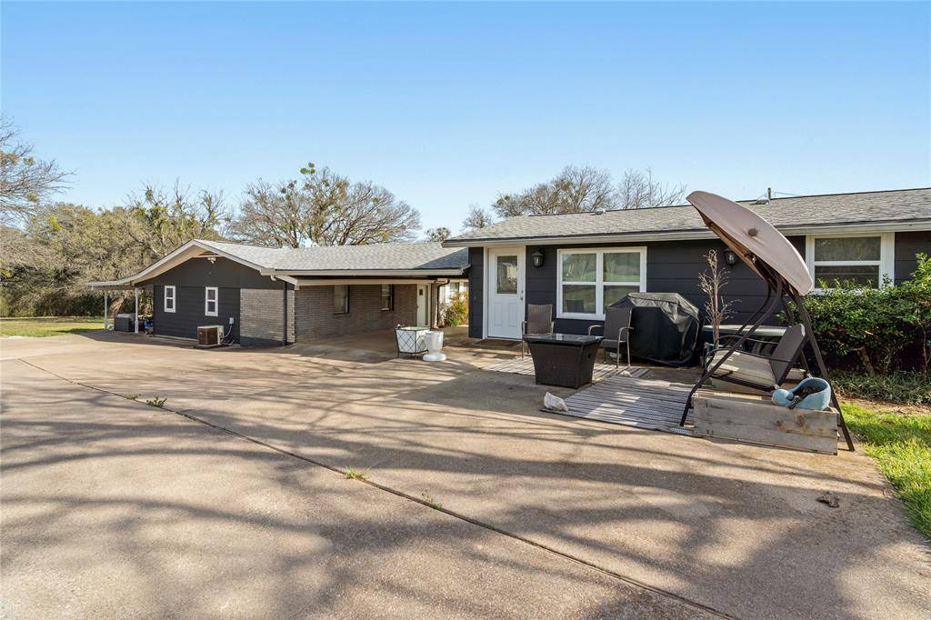 Clifton, TX 76634,461 County Road 1812