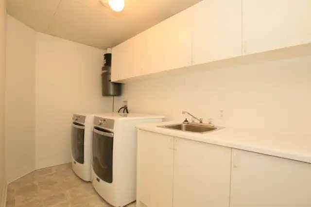 Calgary, AB T2W 5V9,505 Canyon Meadows DR SW #101