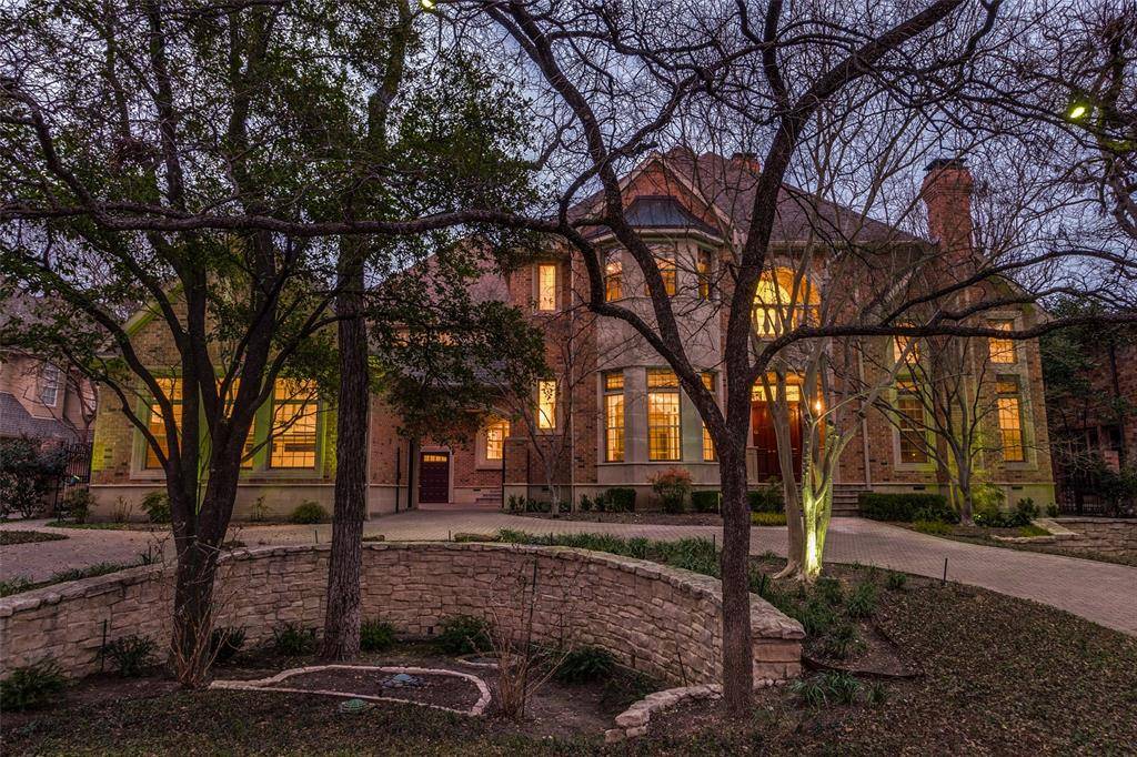 Addison, TX 75254,14694 Winnwood Road