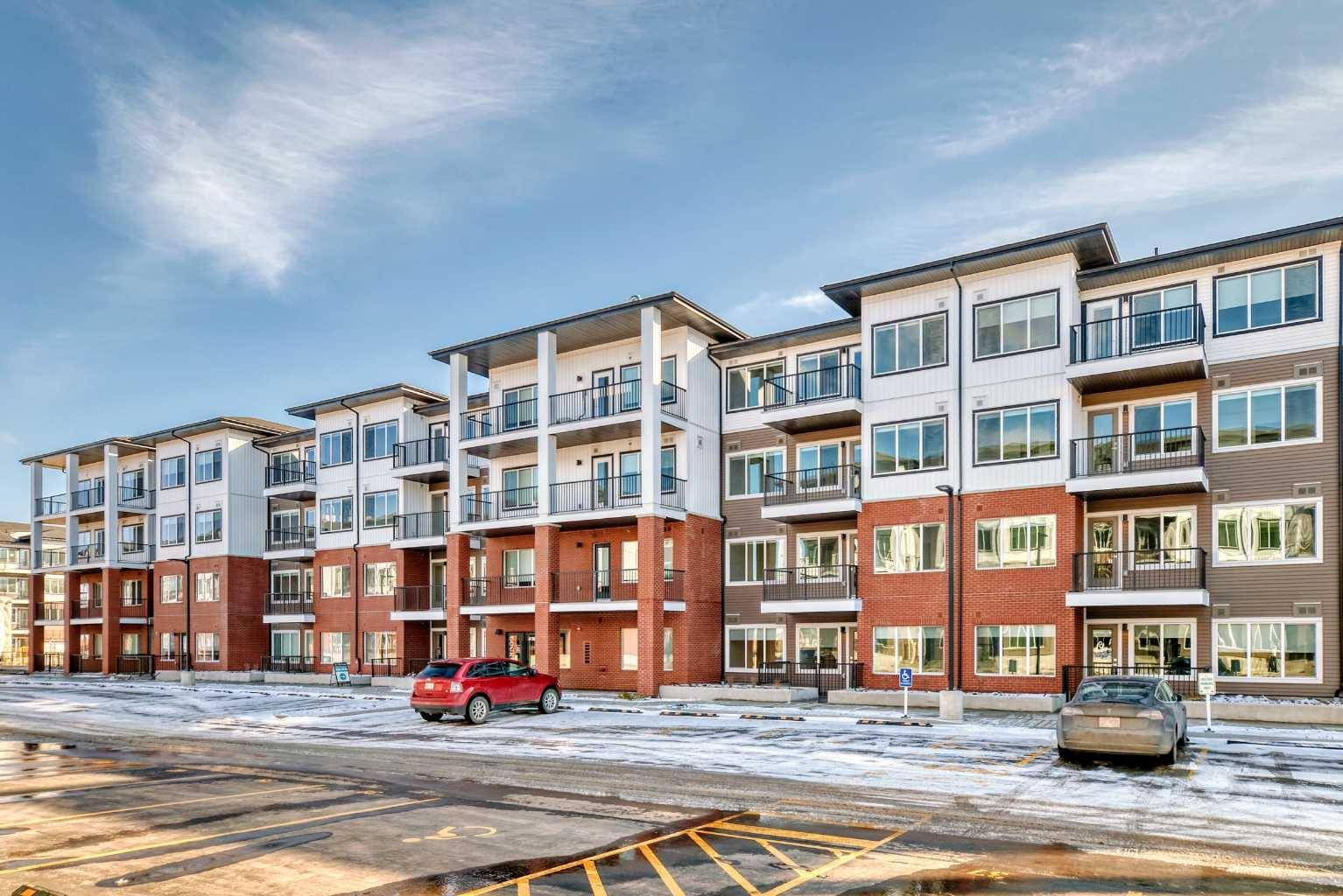 Chestermere, AB T1X 2Y2,6 Merganser DR W #3204