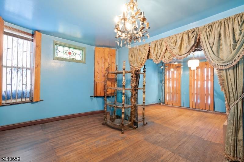 Irvington Twp., NJ 07111,151 Madison Ave