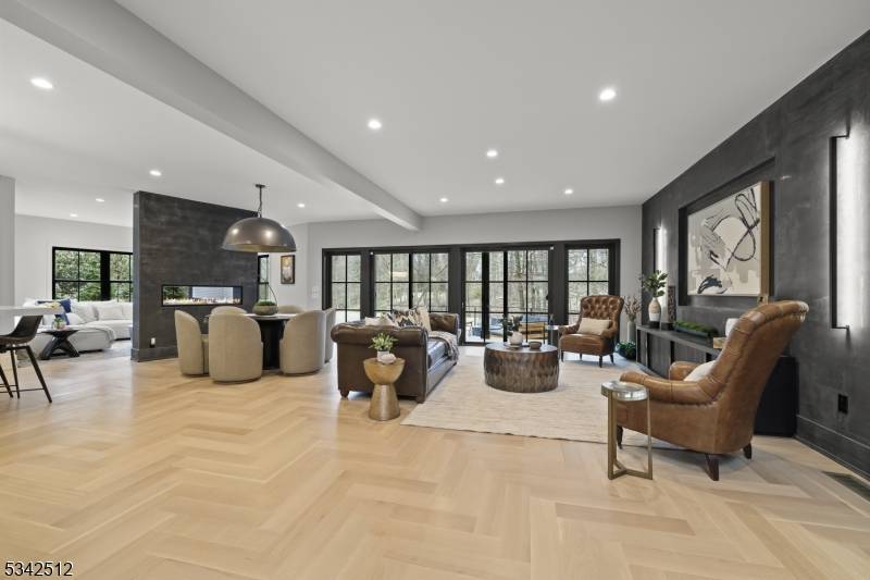Millburn Twp., NJ 07078,39 Addison Dr