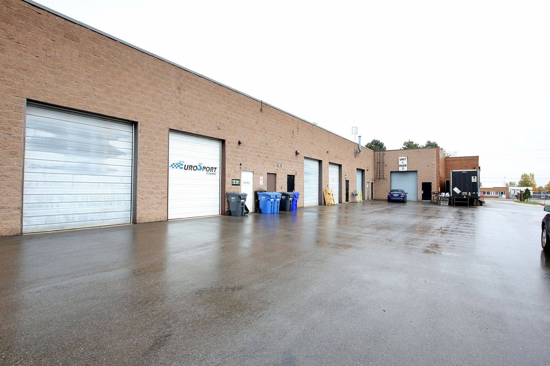 Oakville, ON L6K 2H2,333 Wyecroft RD #5-6A